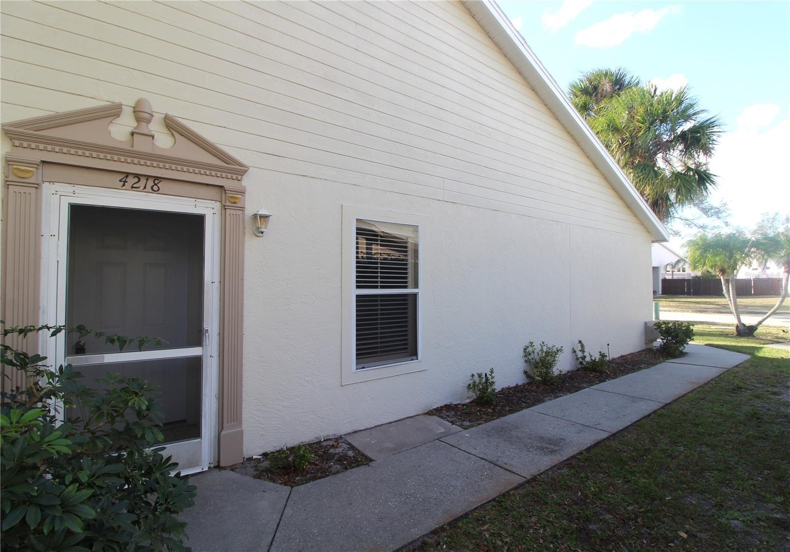 4218 SAINT CHARLES DR