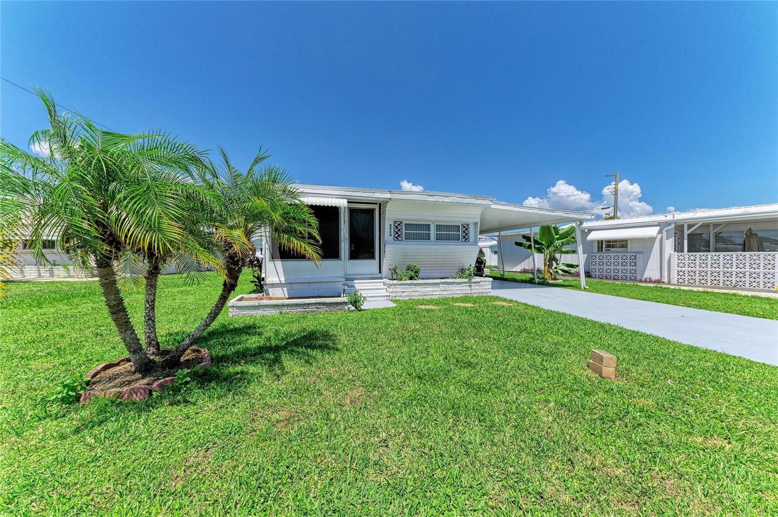 4924 OAKLAND HILLS AVE
