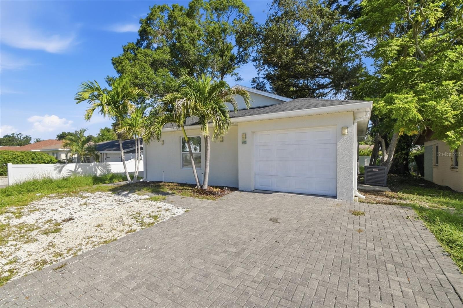 2303 BAHIA VISTA ST
