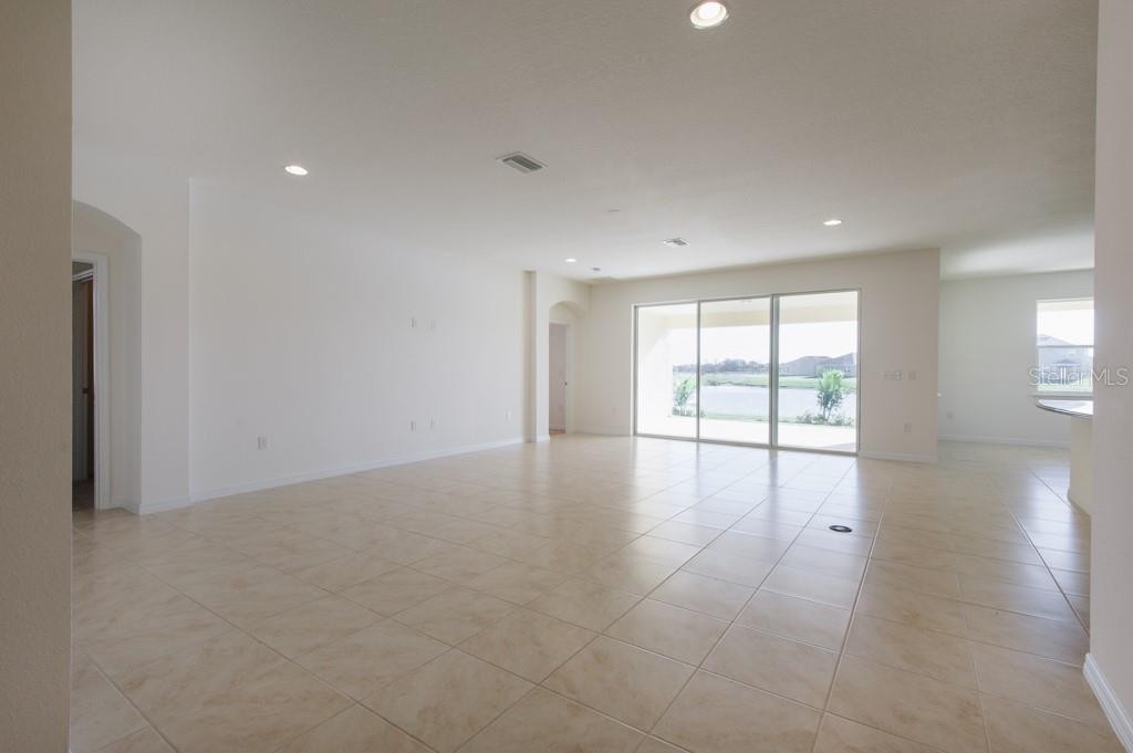 15543 TRINITY FALL WAY