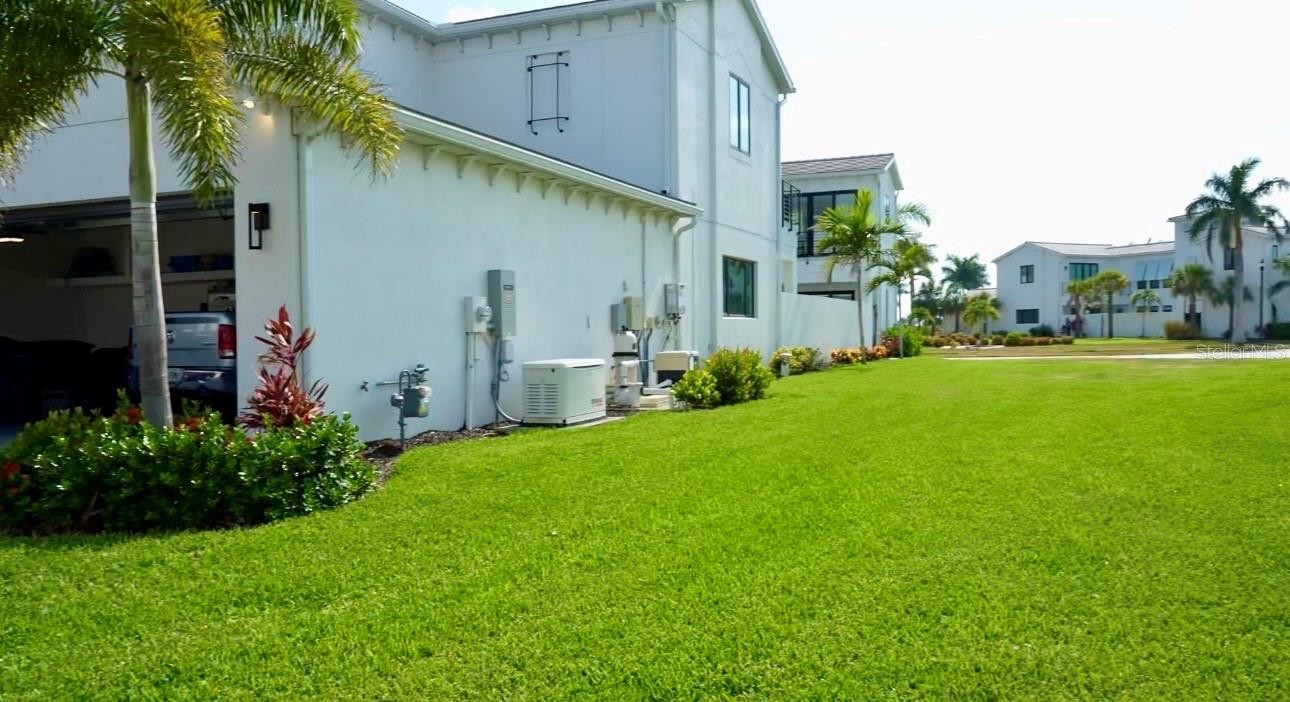 6003 CAT CLAW LN