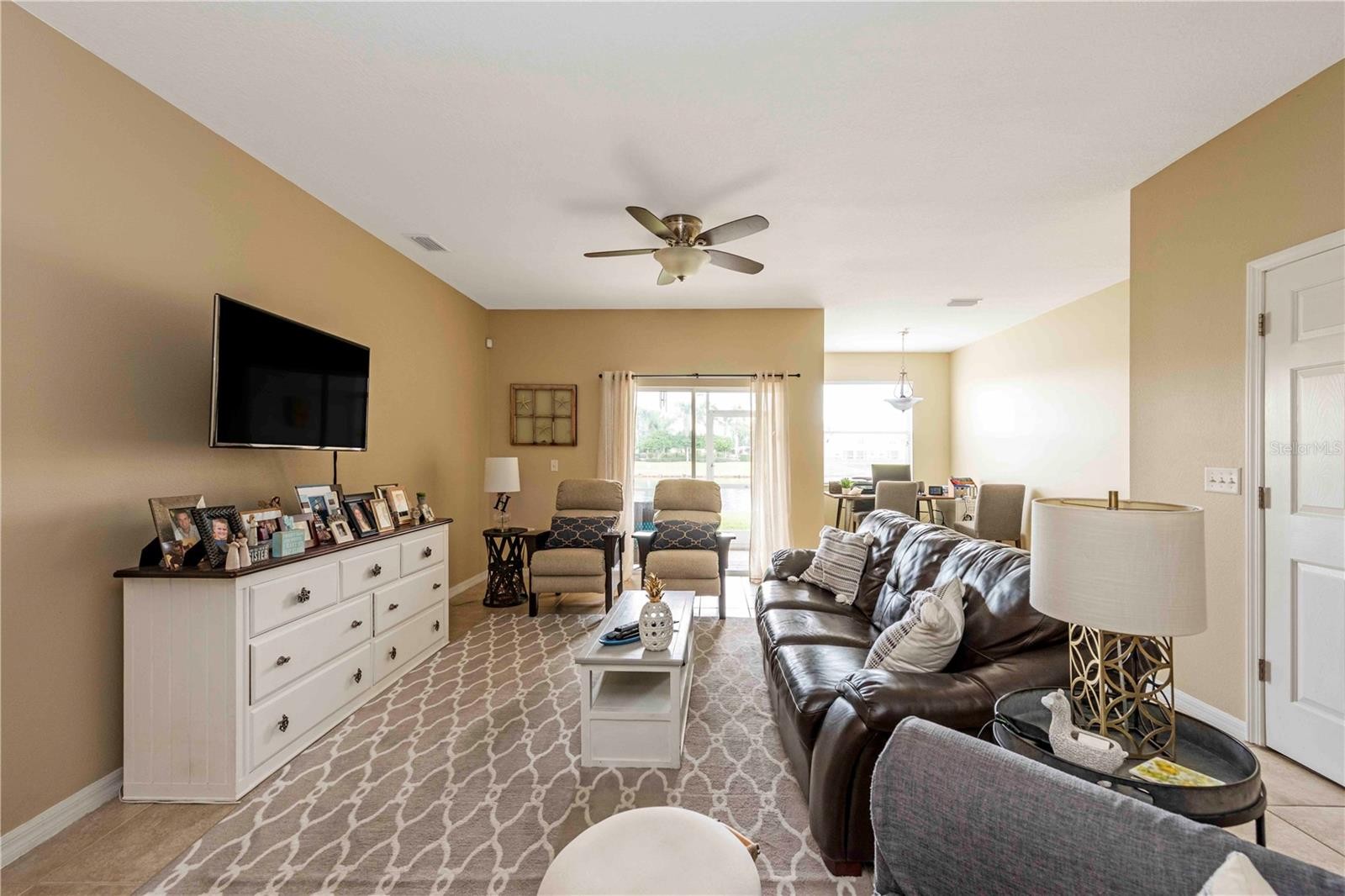 3698 PARKRIDGE CIR #26-104