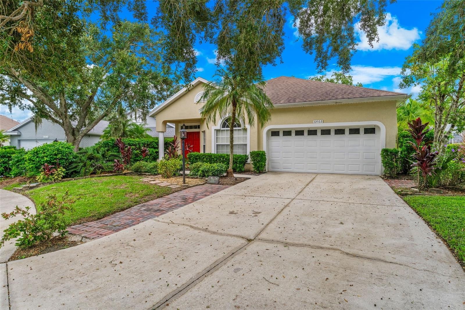 6462 GOLDEN LEAF CT