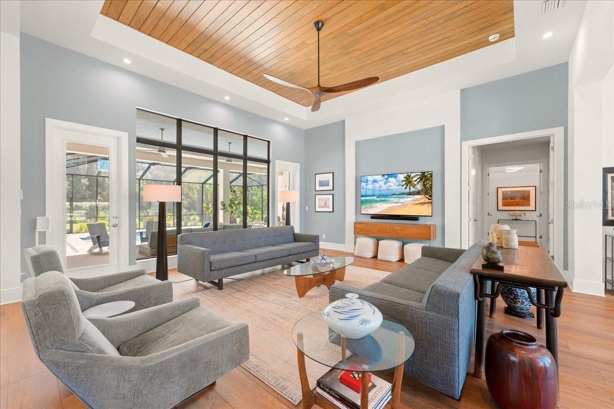 8877 COLONELS CT