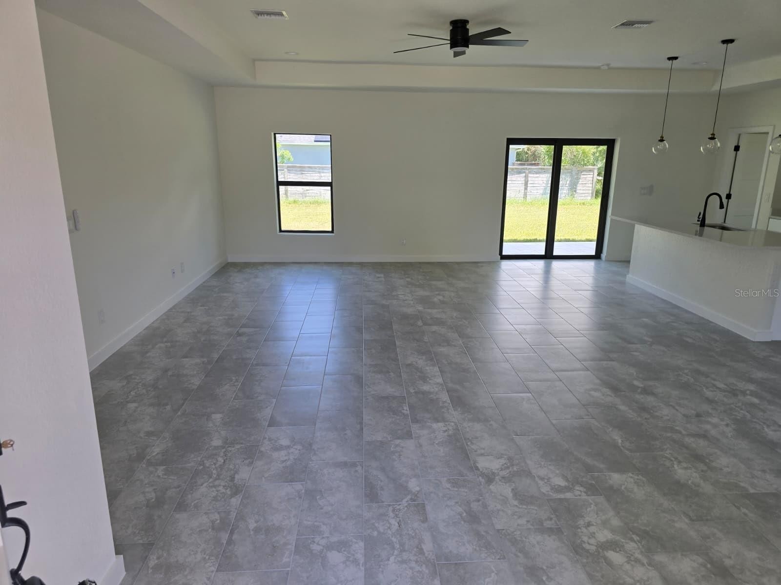 4240 LAS ALMANOS AVE