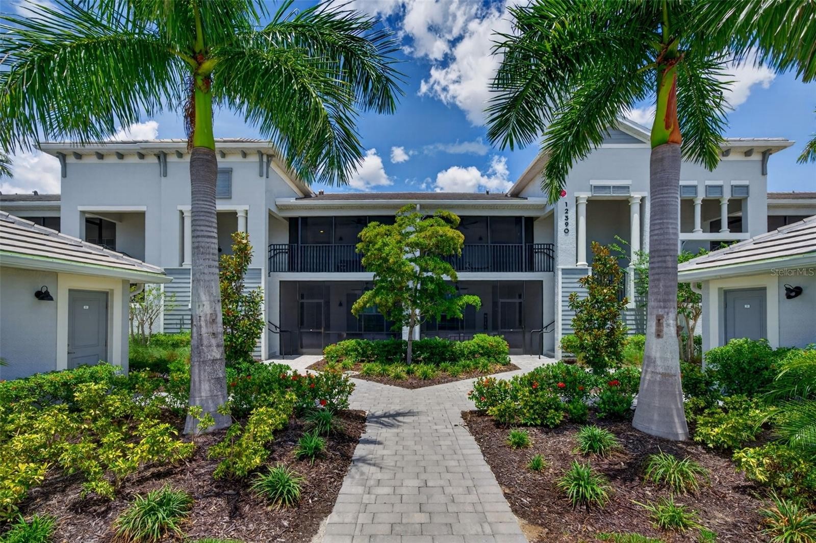 12390 WELLEN GOLF ST #204
