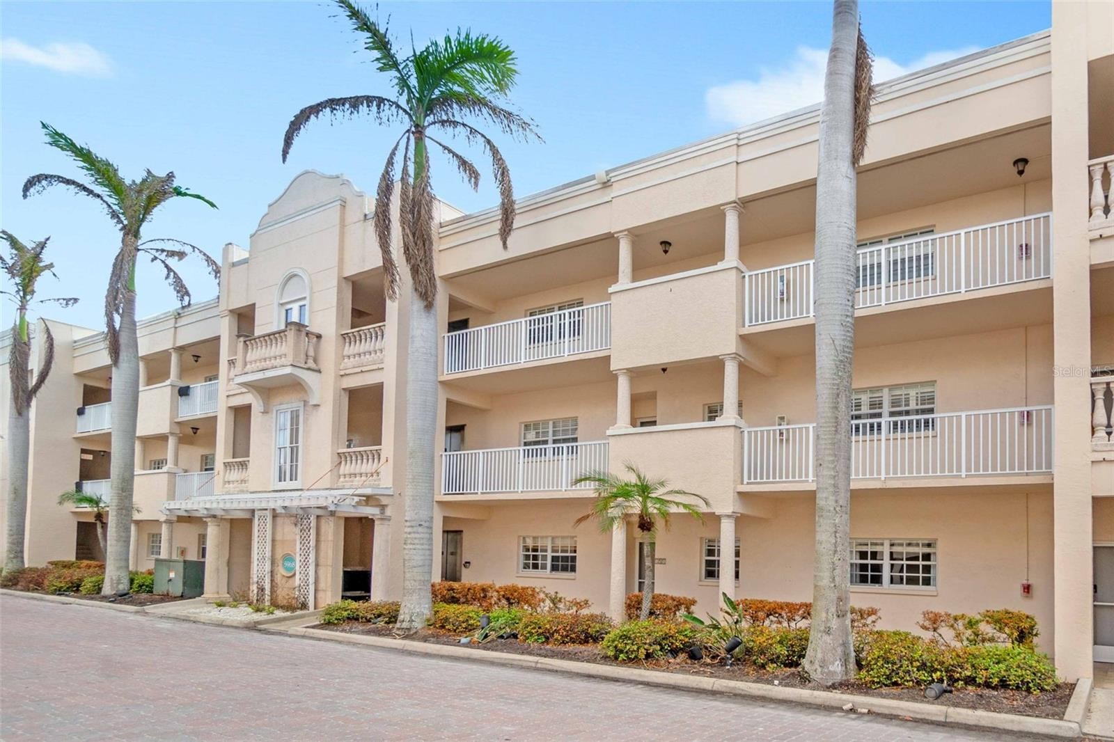 5970 MIDNIGHT PASS RD #177