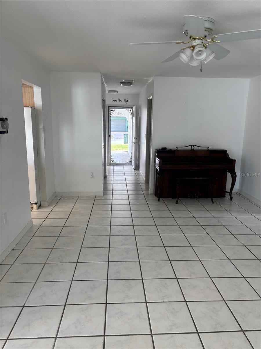 4202 PASADENA CIR