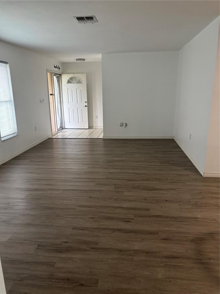4202 PASADENA CIR