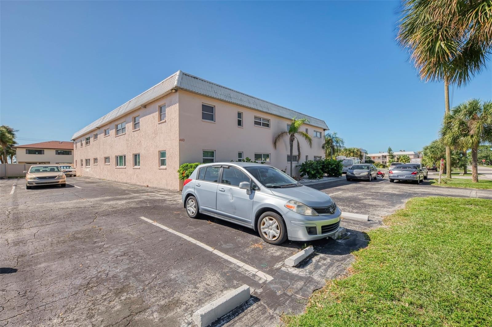 460 BASE AVE E #124