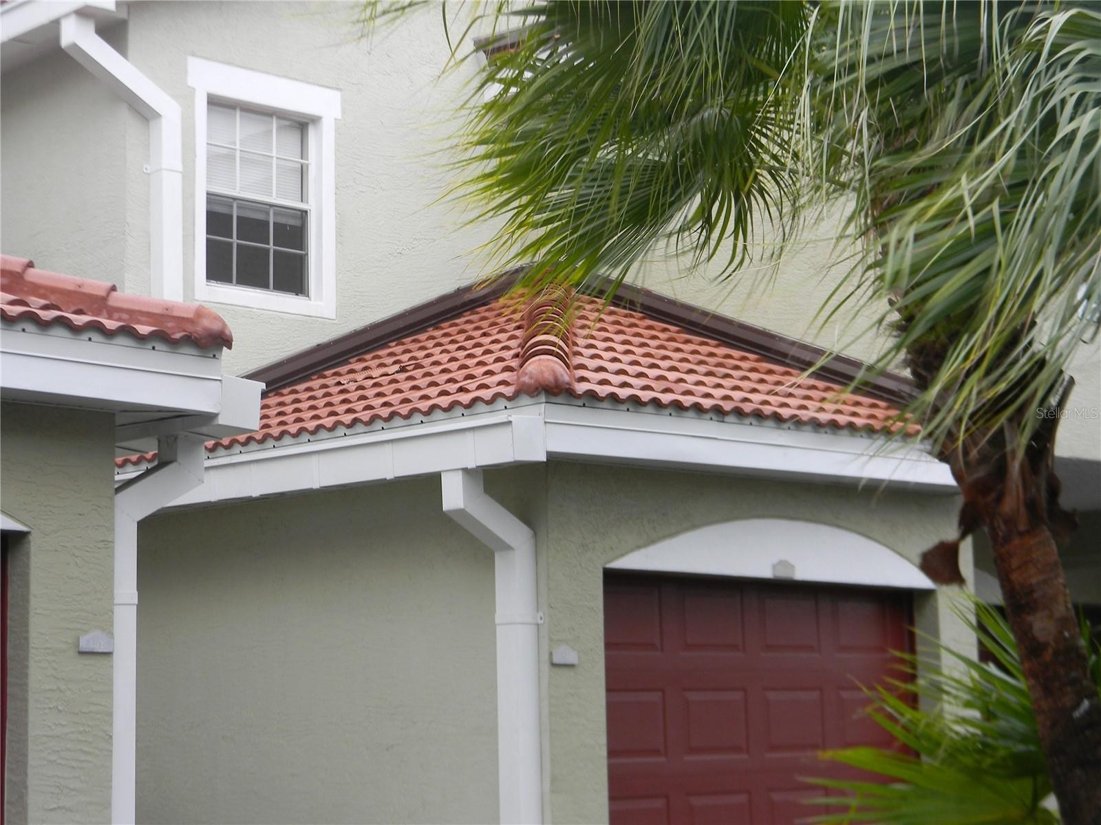 5701 BRENTGRASS DR #207