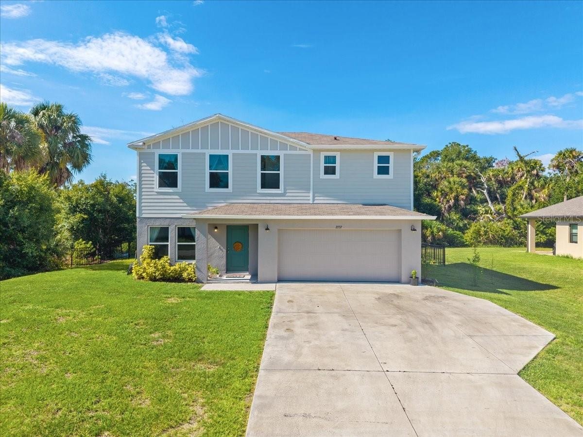 2737 E PRICE BLVD