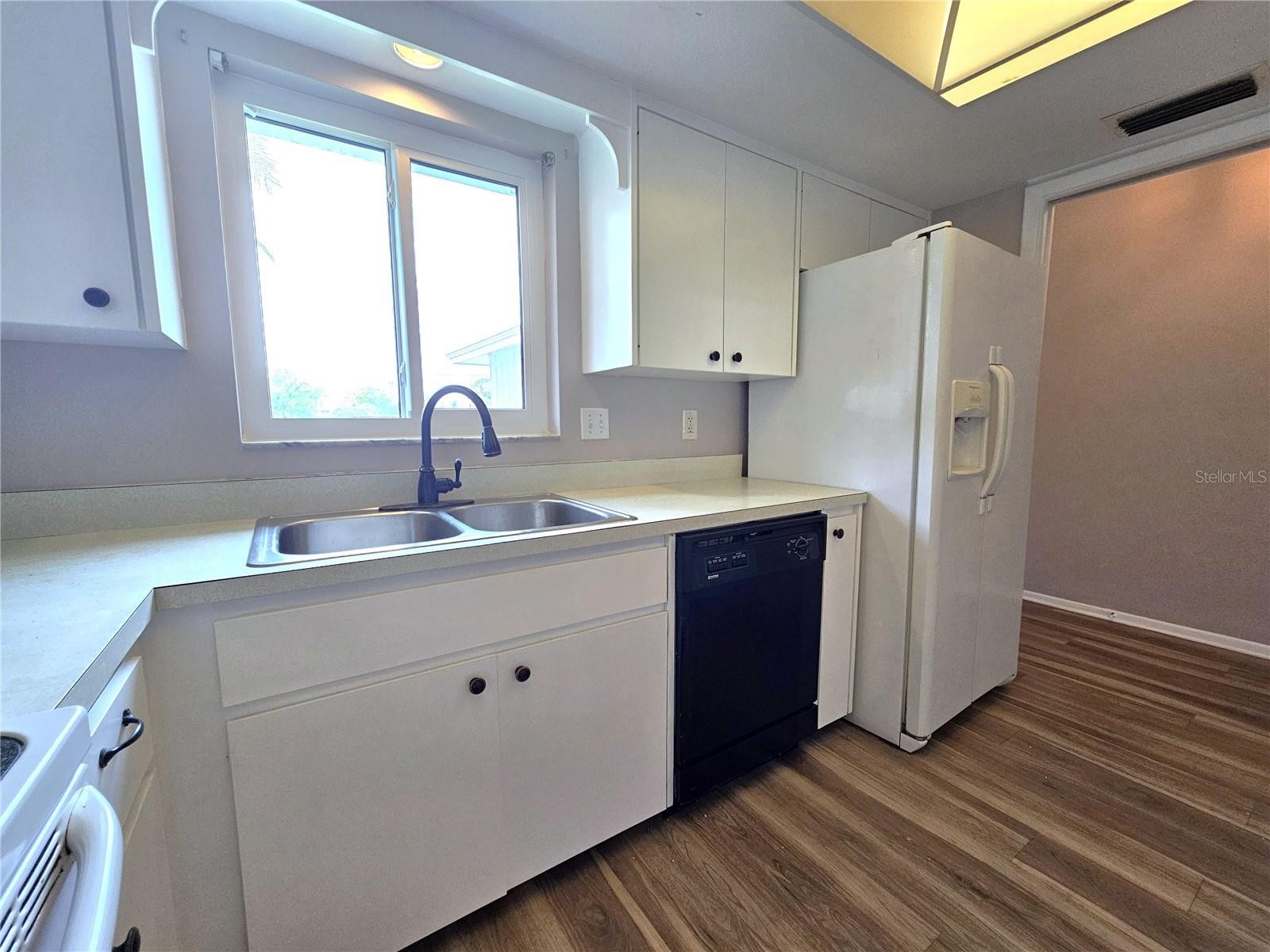 1009 75TH STREET PKWY W