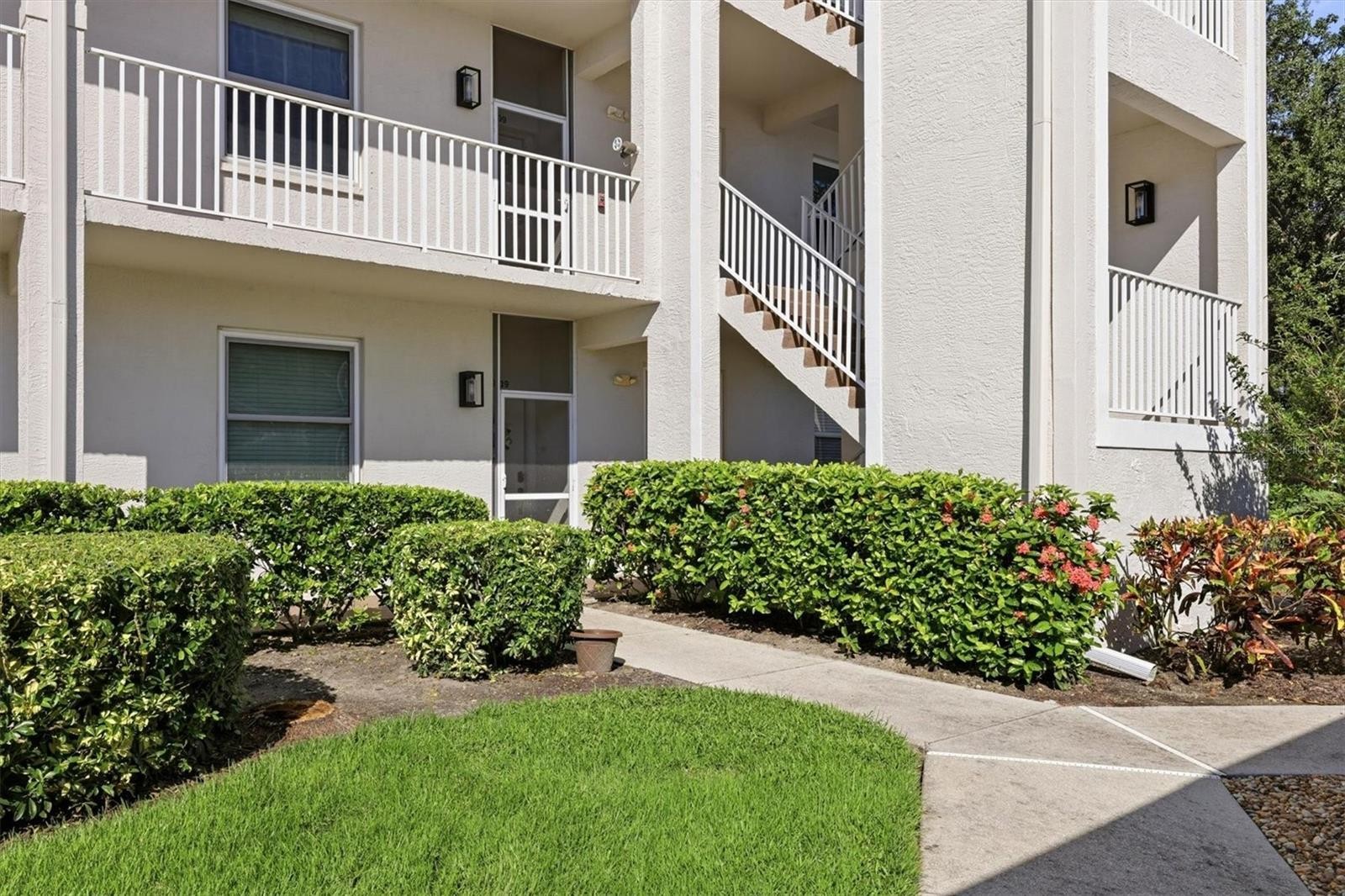 8750 OLDE HICKORY AVE #9209