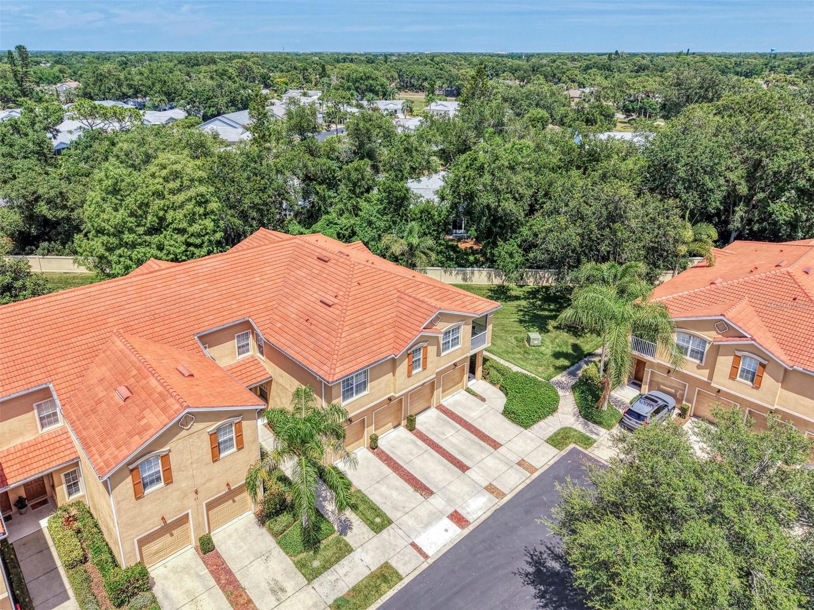 3627 PARKRIDGE CIR #11-203