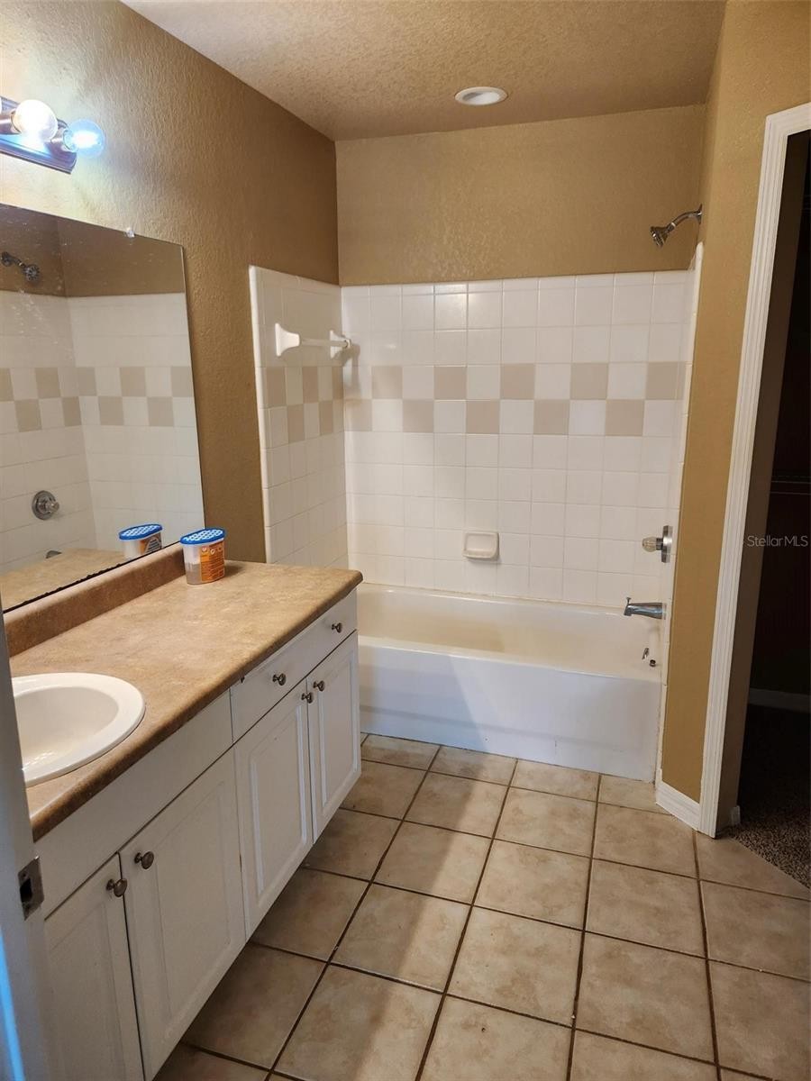 5611 BIDWELL PKWY ## 205