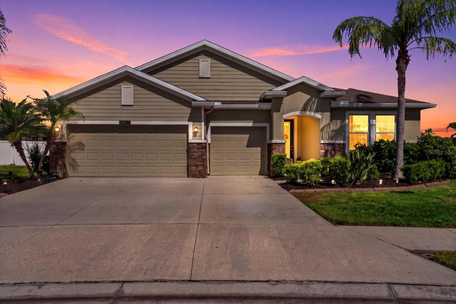 15531 TRINITY FALL WAY