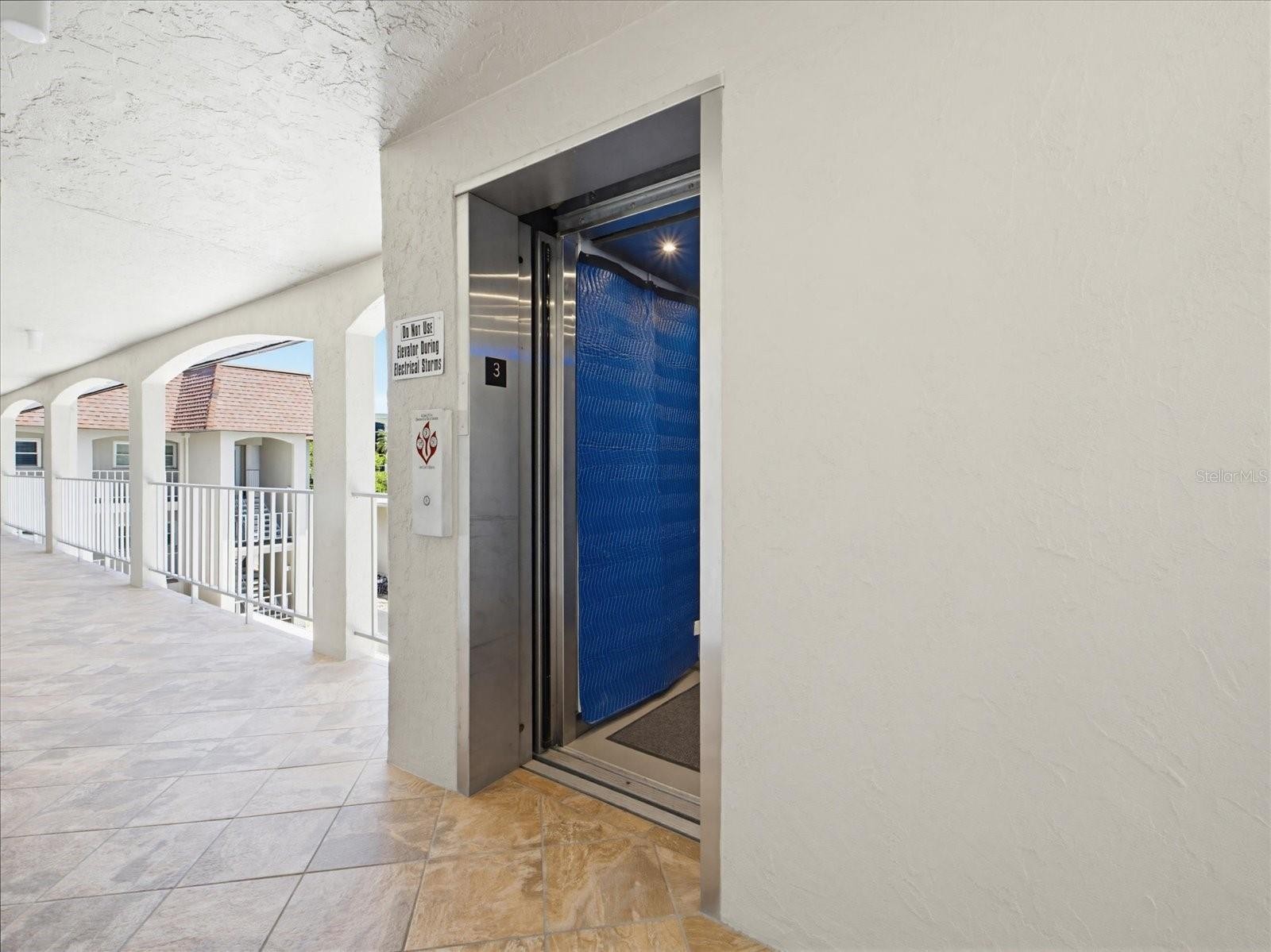 101 PARK BLVD S #307