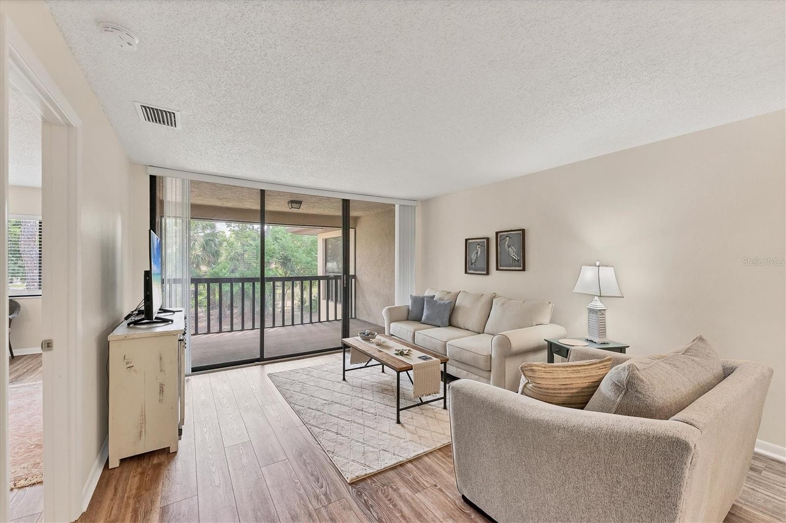 5264 LAKE VILLAGE DR #48