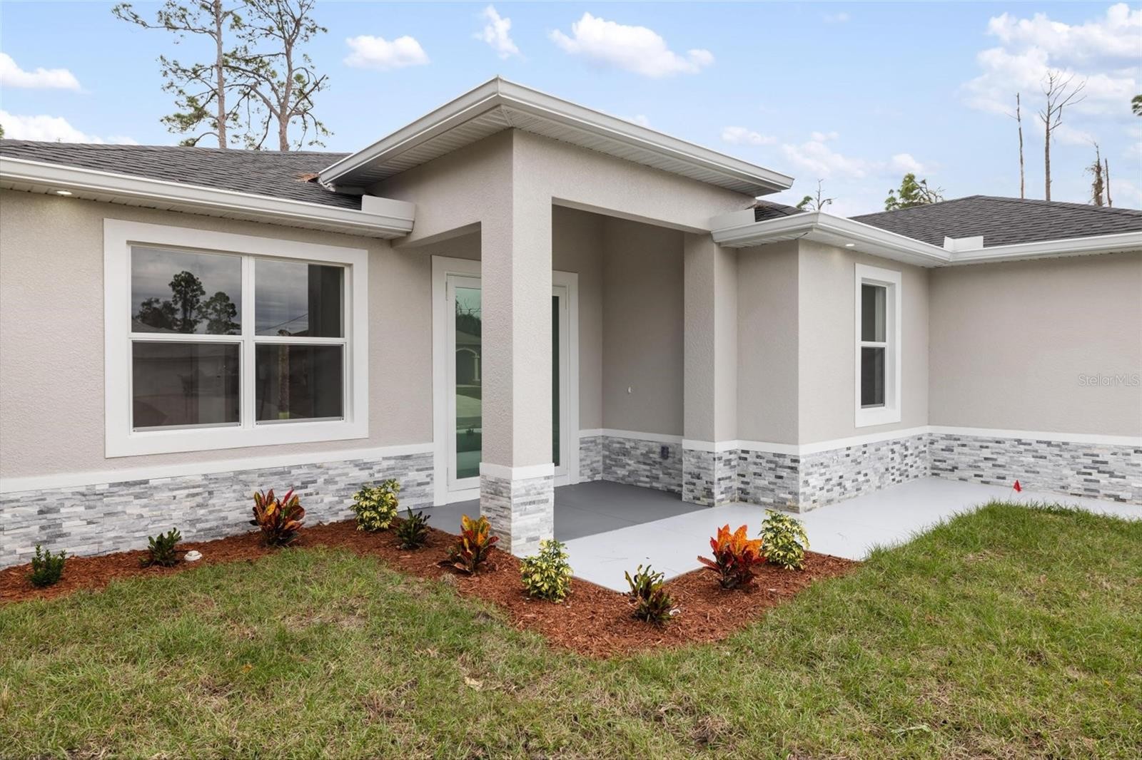 2719 THOMAS LN