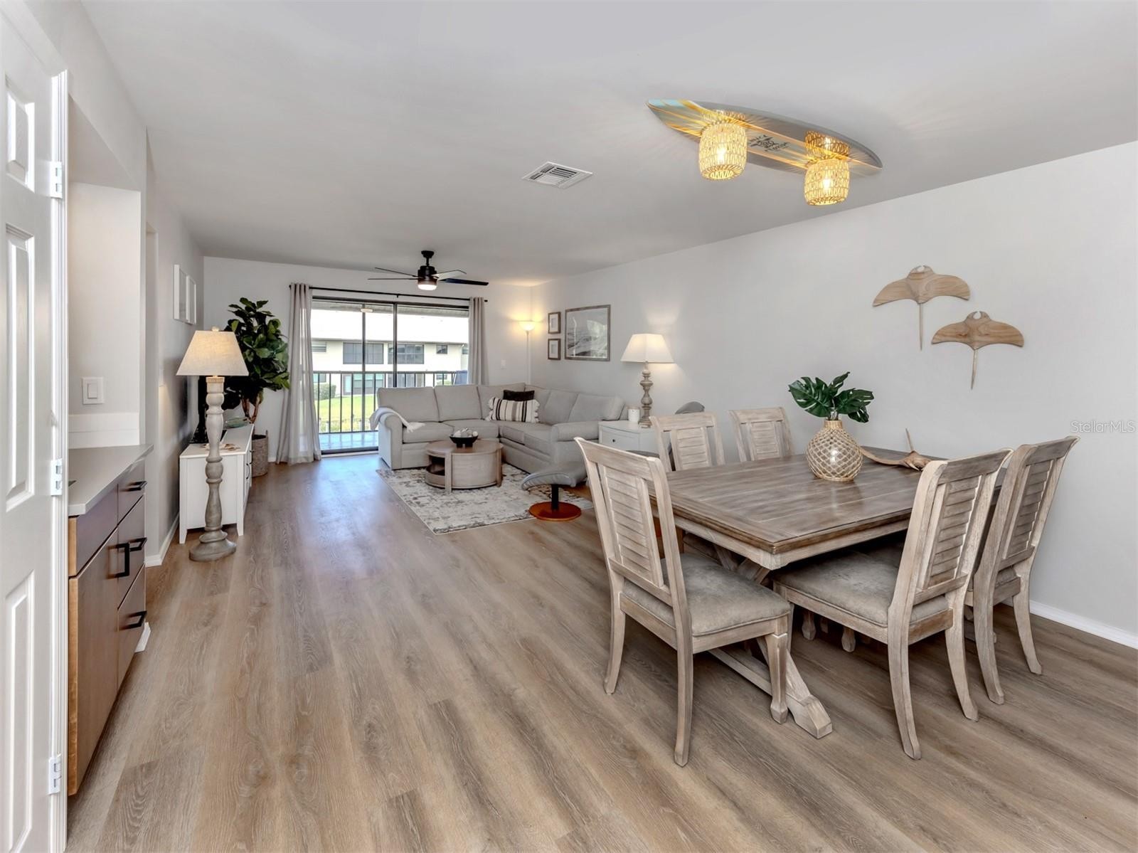 400 MISSION TRL E #D