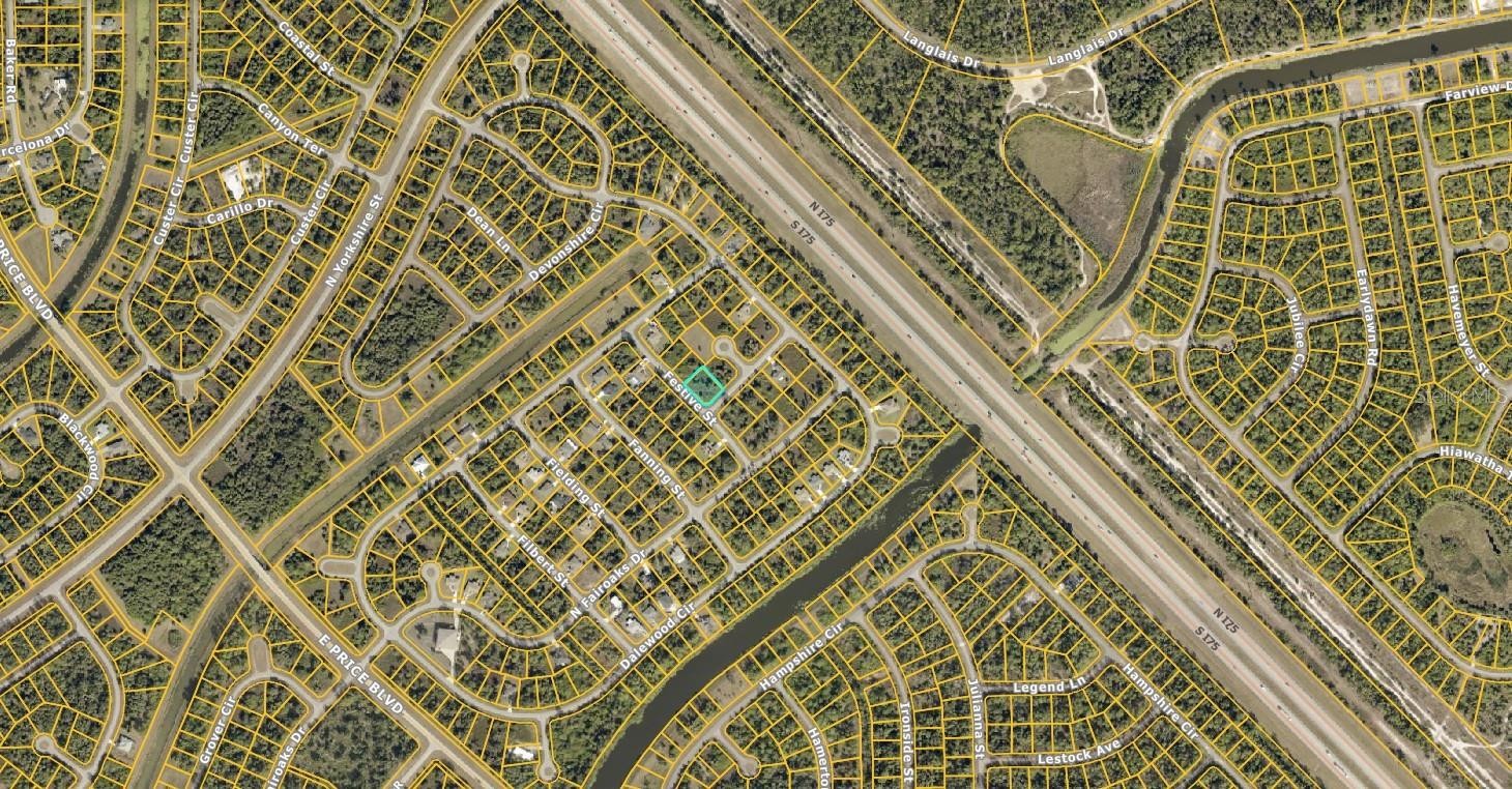 1131210313 FARR AVE