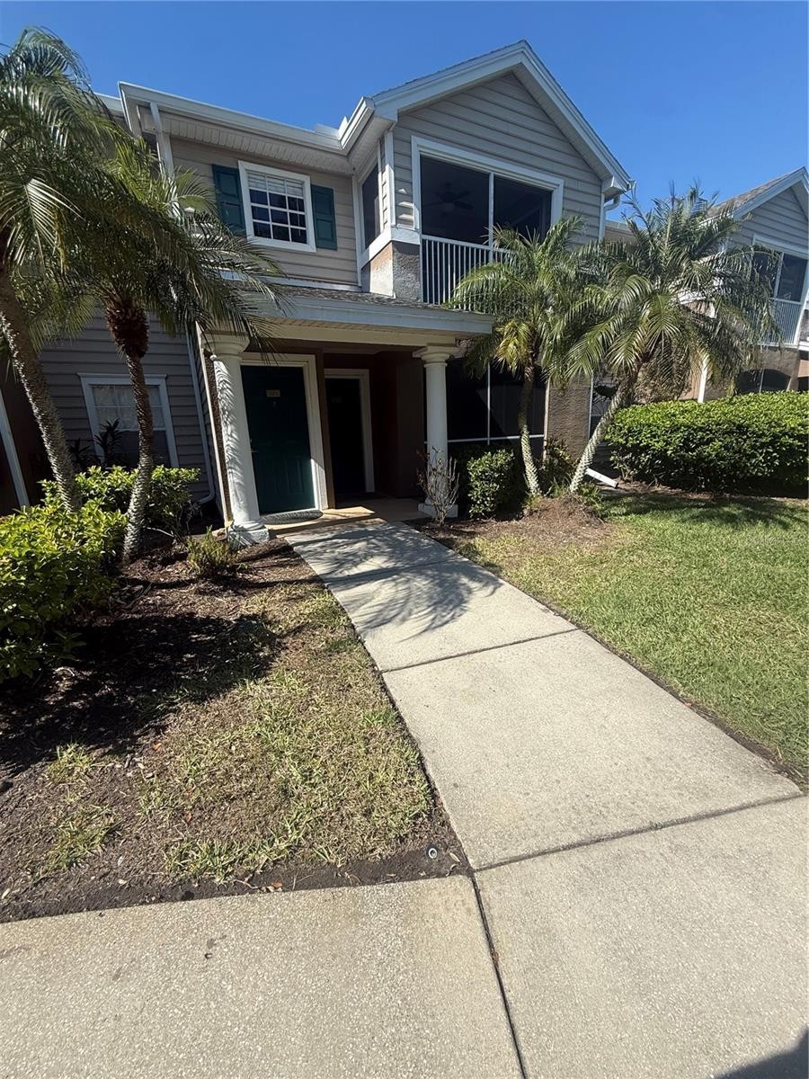 8911 MANOR LOOP #106