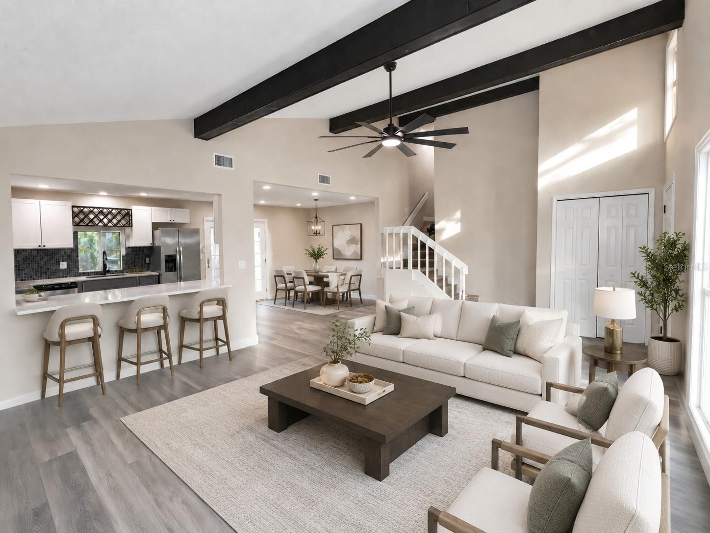 5667 CREEKWOOD DR