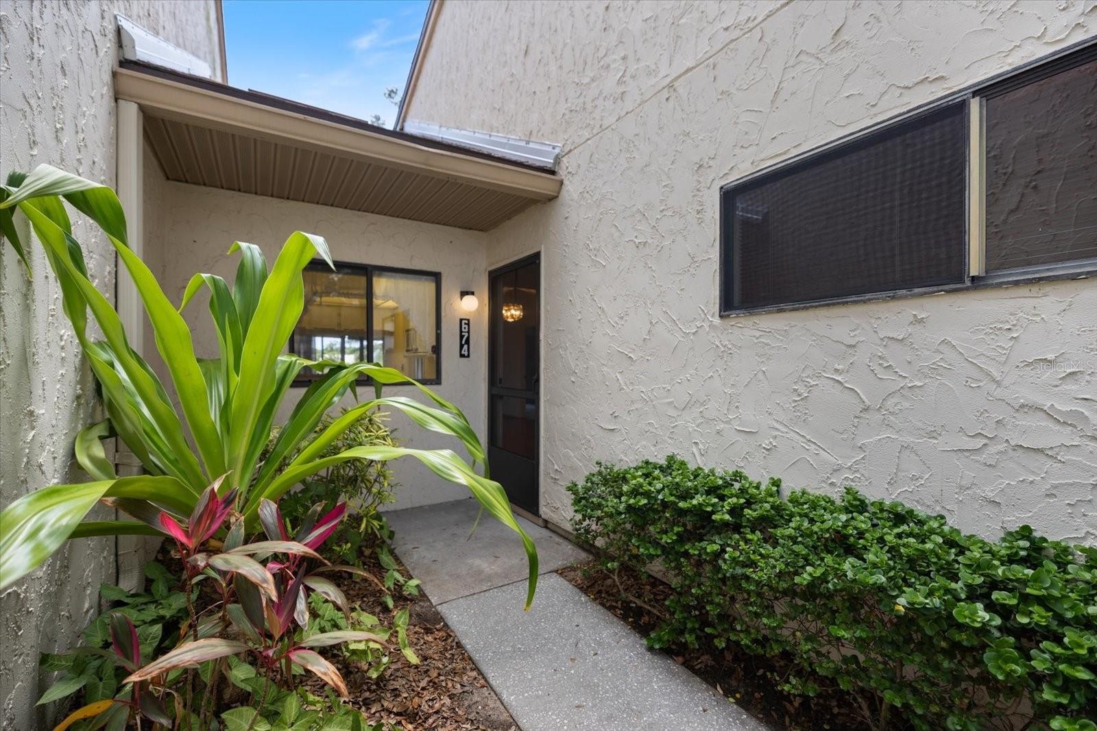 674 BIRD BAY CIR #20