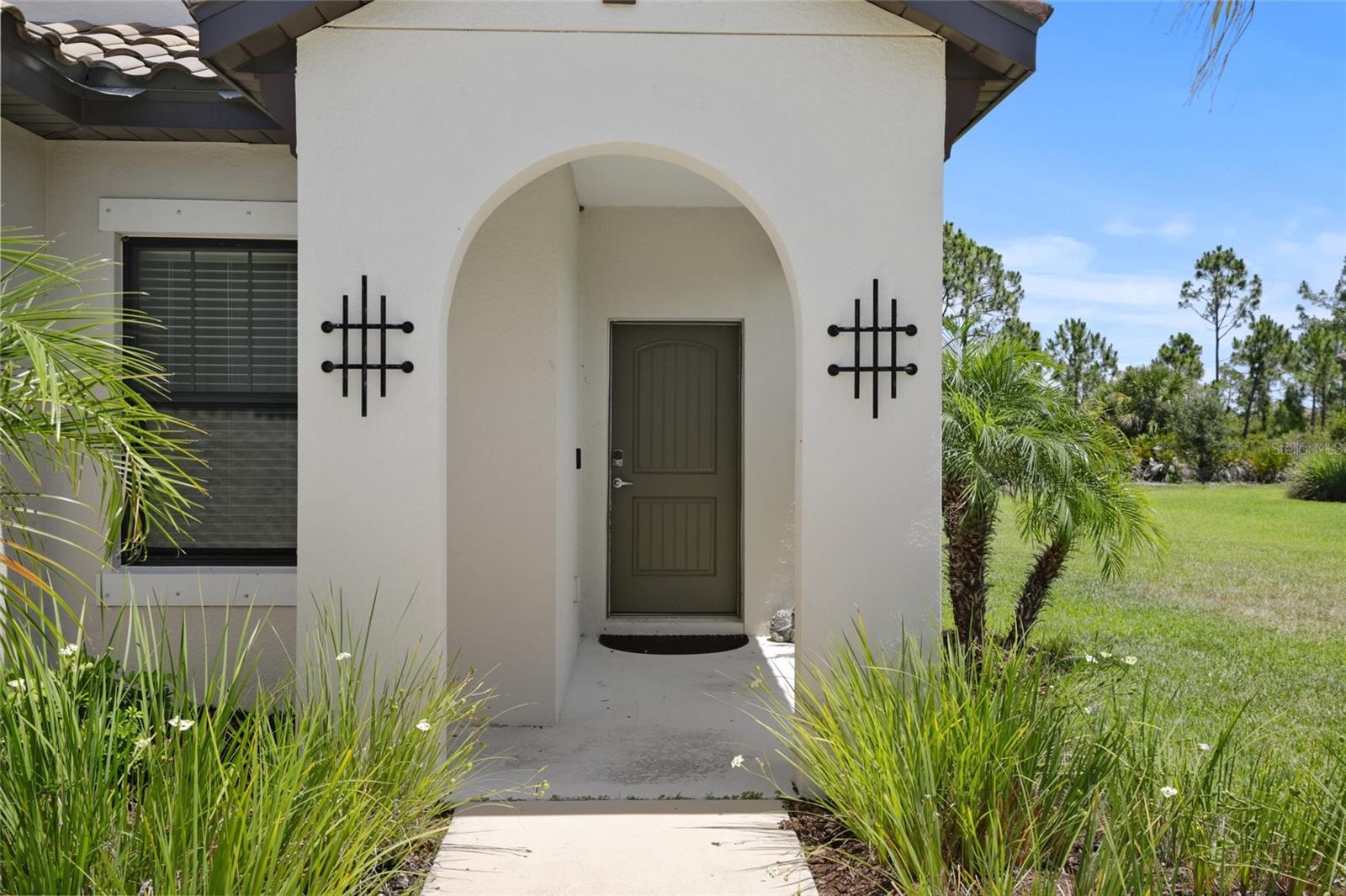 260 BRIENZA LOOP