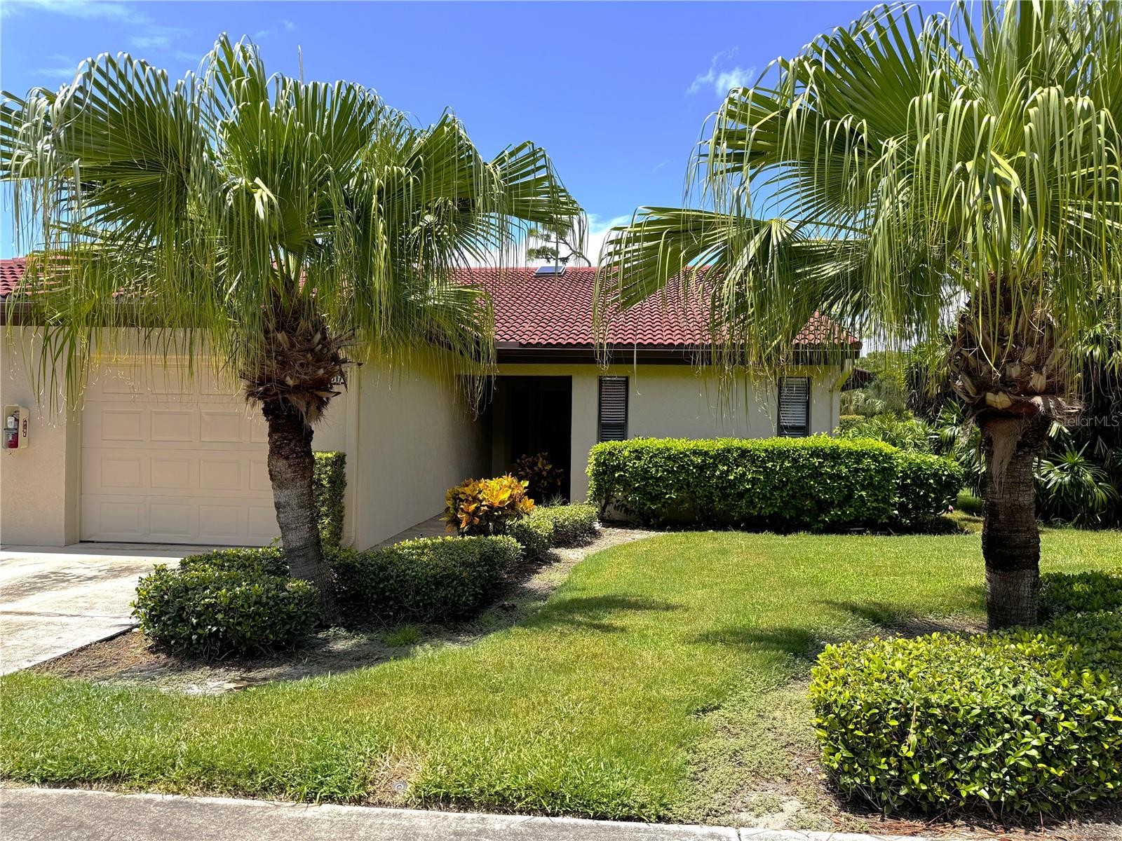 3617 Yellow Pine Ct #144 Sarasota Florida 34238