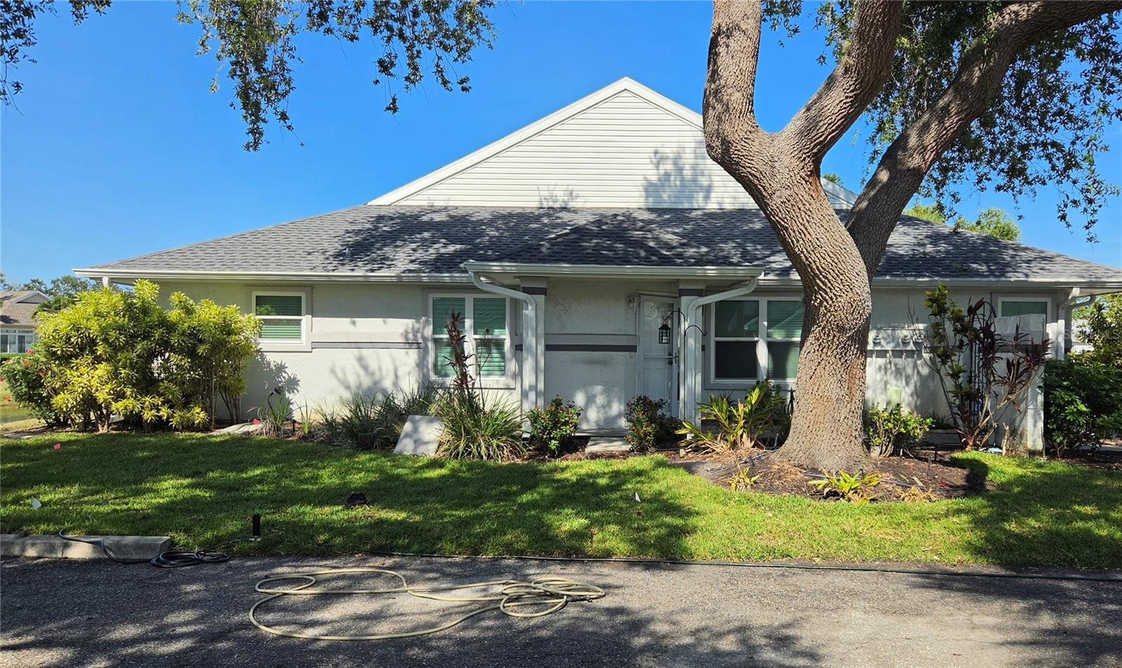 11009 JASMINE CIR