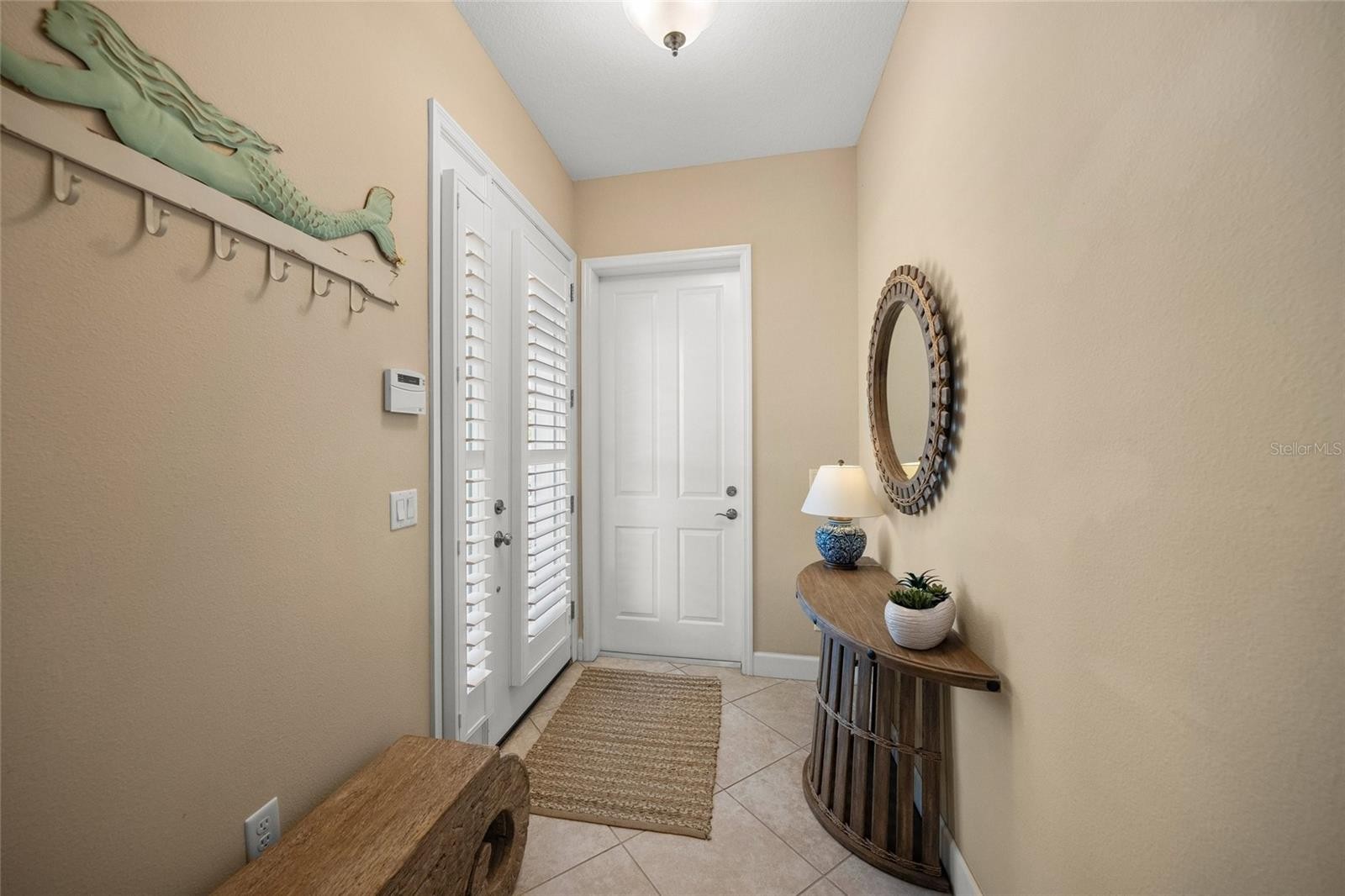 229 SAPPHIRE LAKE DR #201