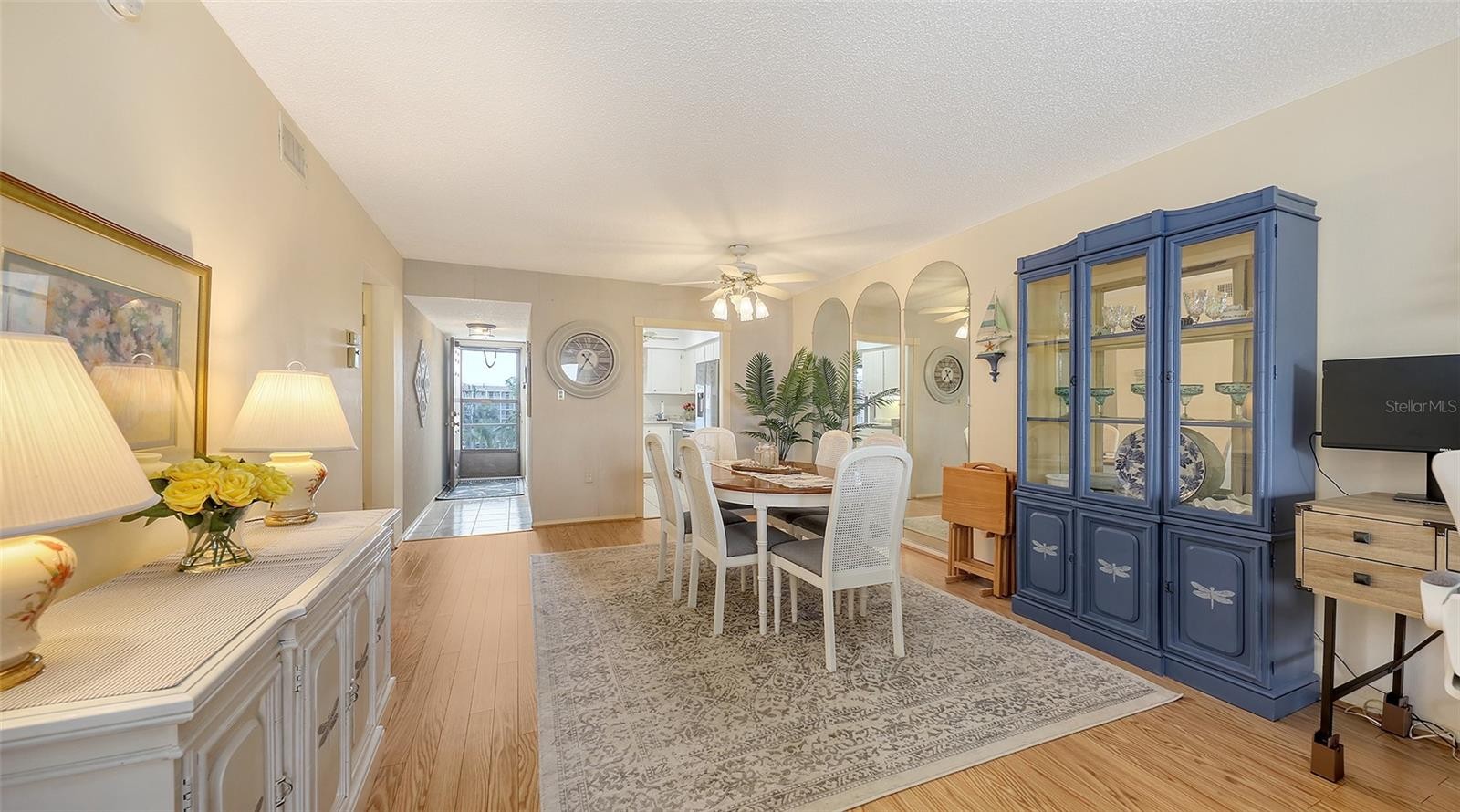 3647 LAKE BAYSHORE DR #J416