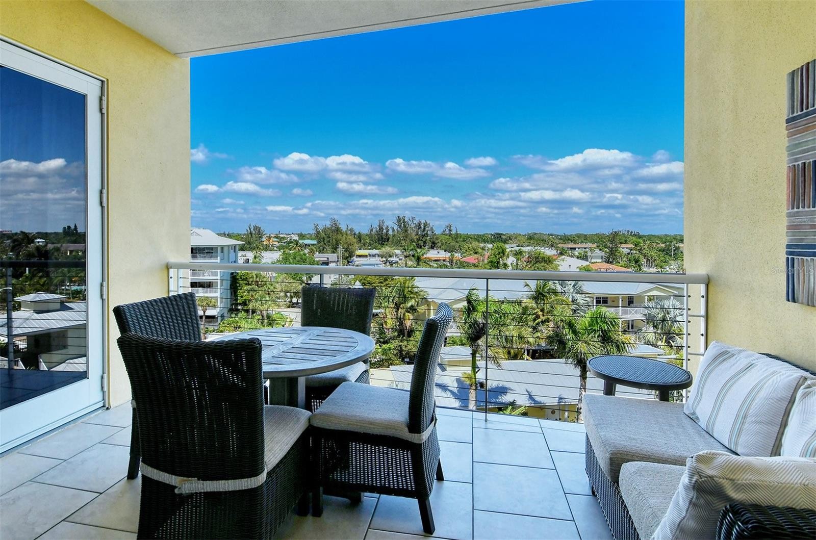 915 SEASIDE DR #402, Weeks 10-13