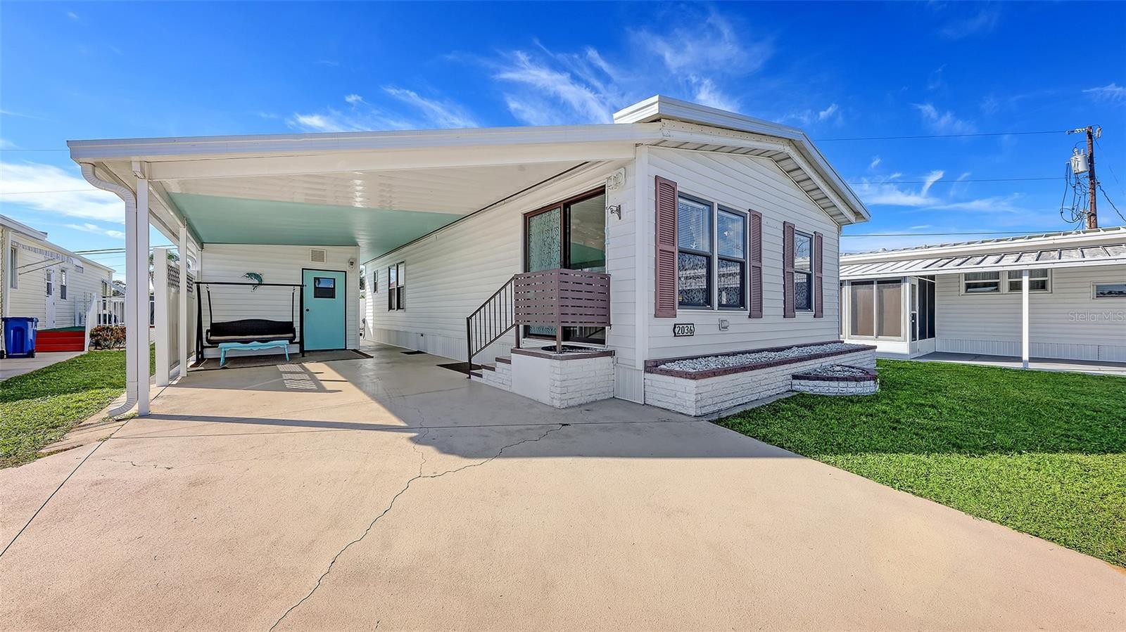 2036 S MOBILE ESTATES DR