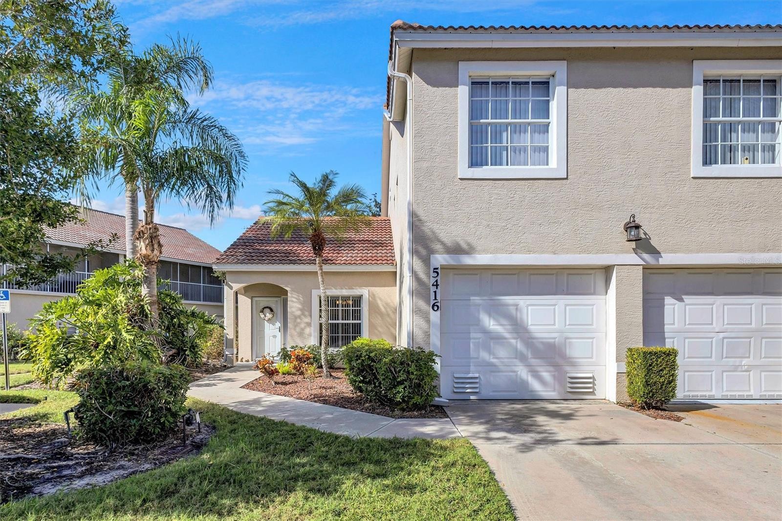 5416 STONEYBROOK LN #5416