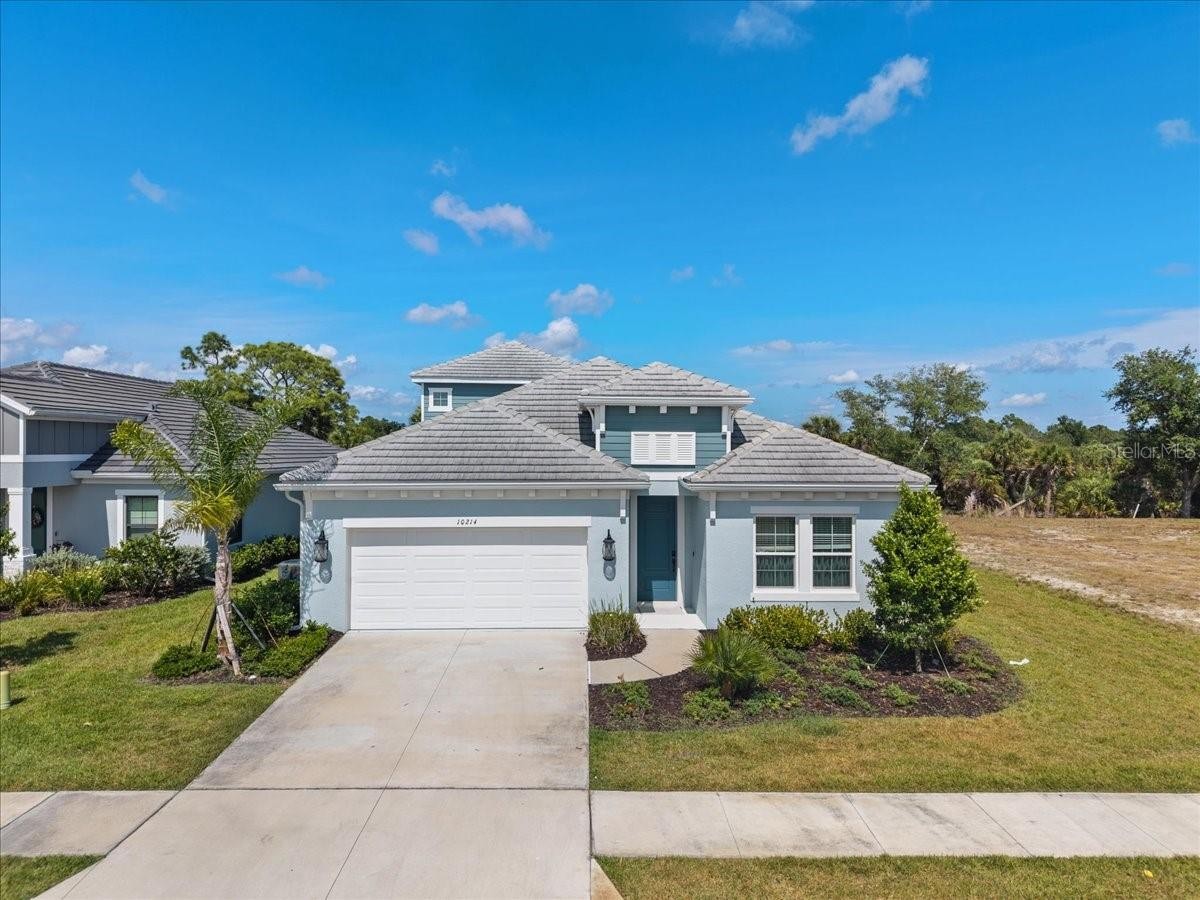 10214 CRYSTAL ISLES CIR