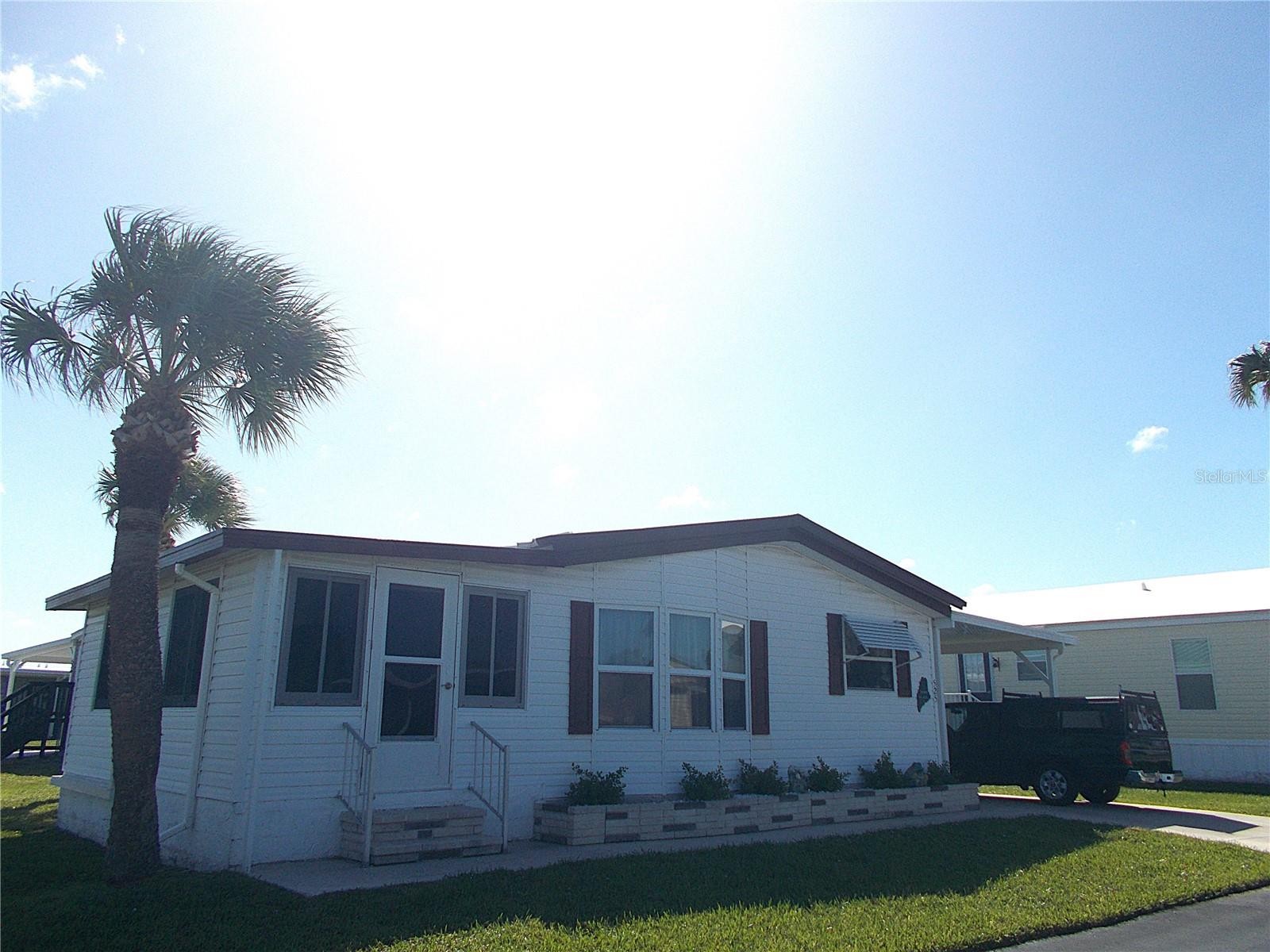 525 SANDPIPER DR
