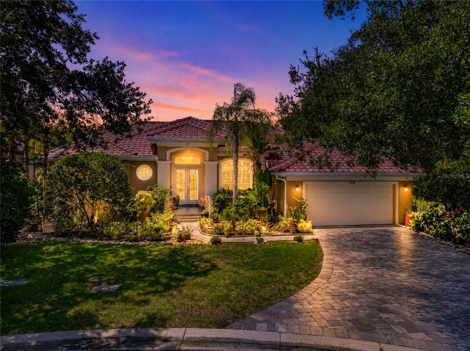 919 TRANQUILITY CIR