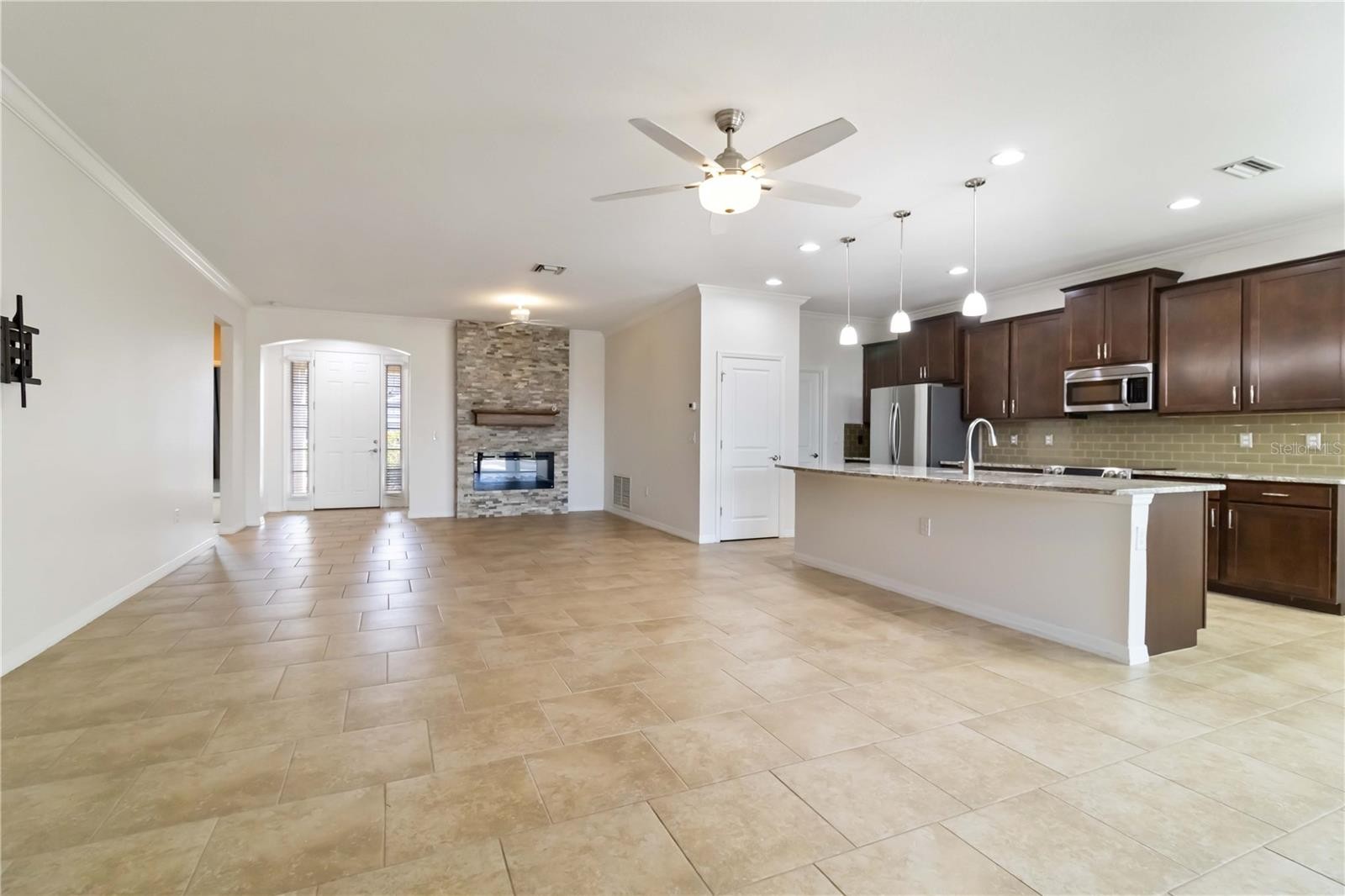 6381 MIGHTY EAGLE WAY