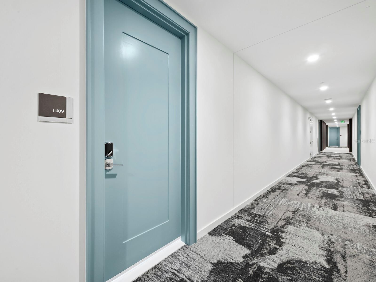 301 QUAY COMMONS #1409