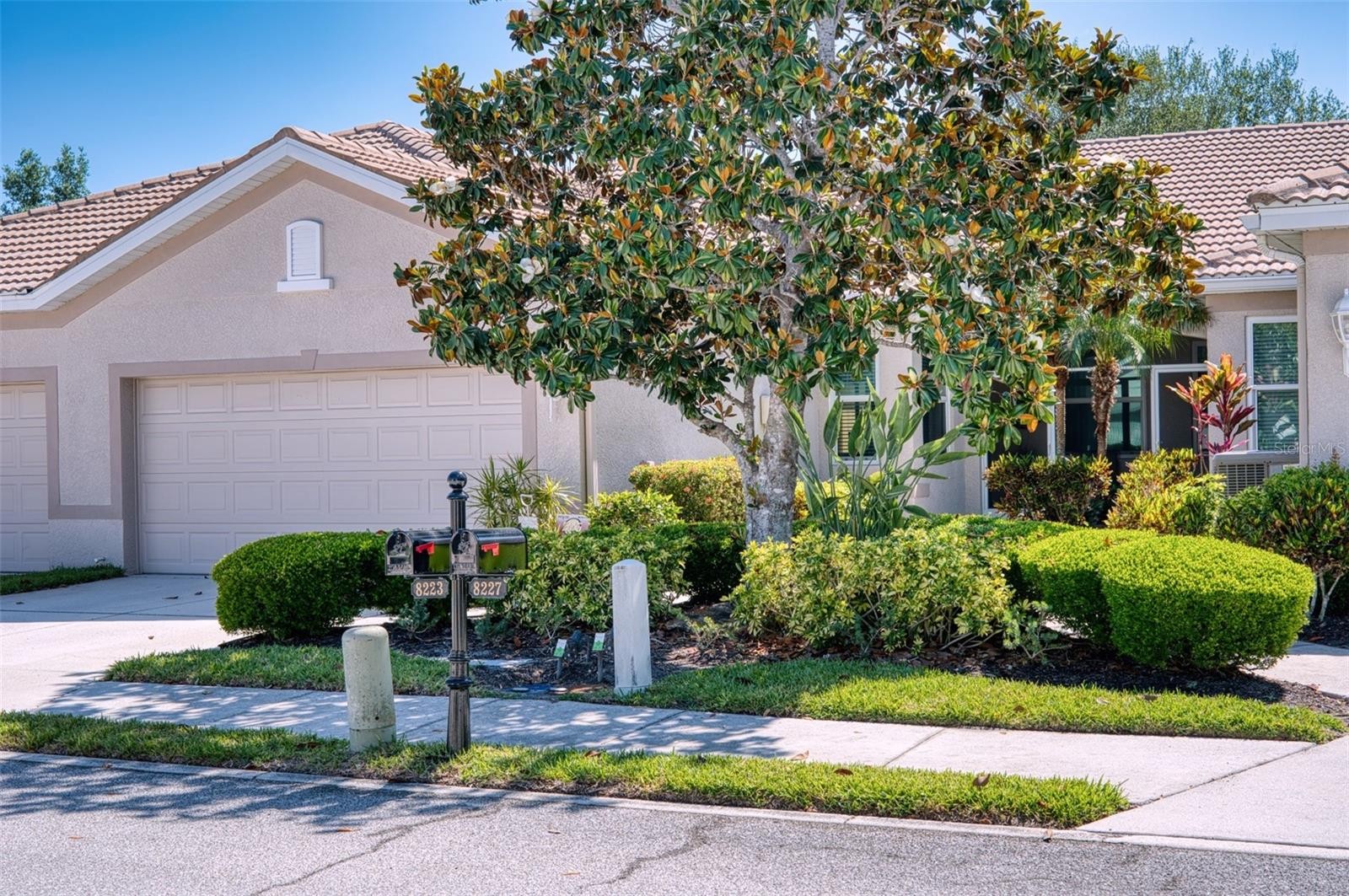 8223 SIMPSON FALLS CT