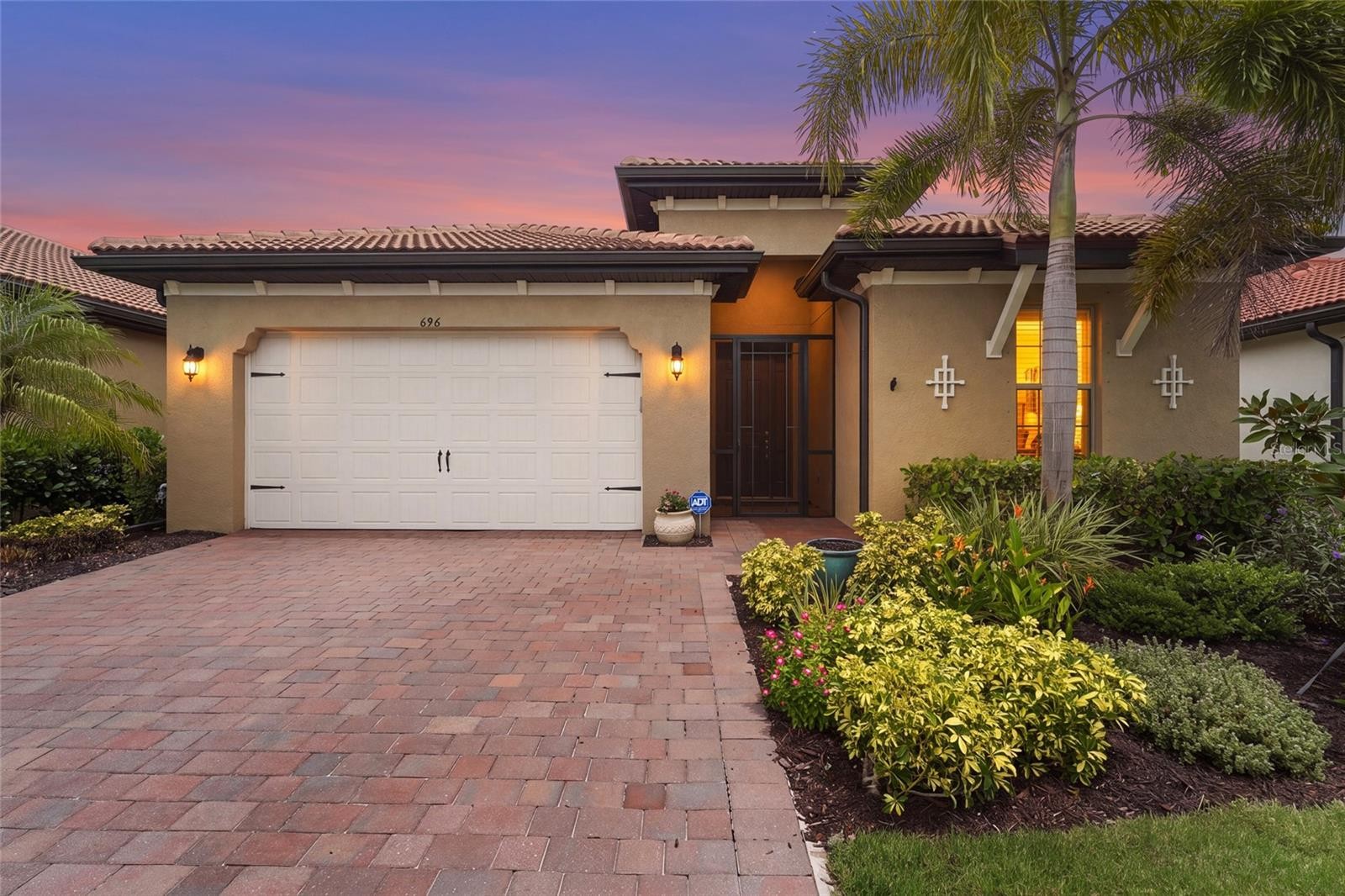 696 RAVELLO BLVD