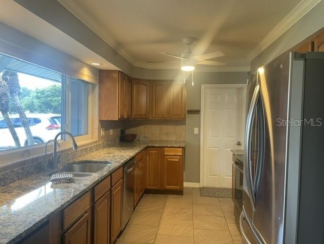 3737 KINGSWOOD DR