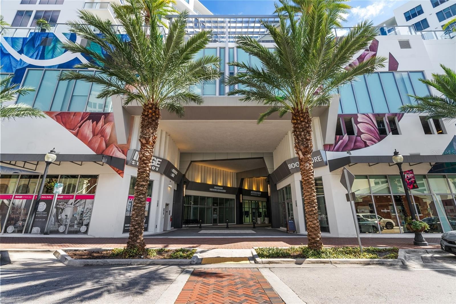 111 S PINEAPPLE AVE #904