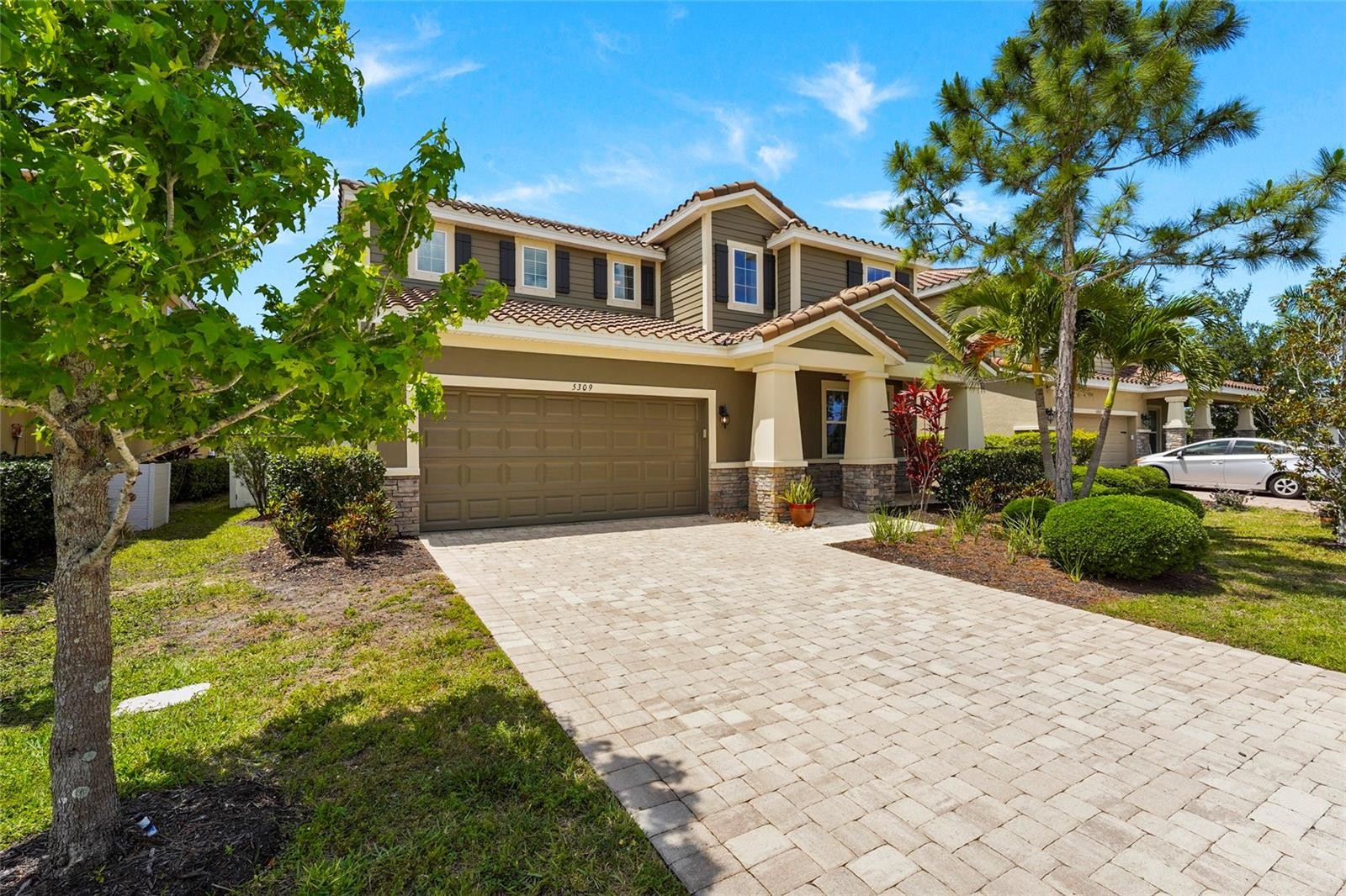 5309 CHARLIE BROWN LN