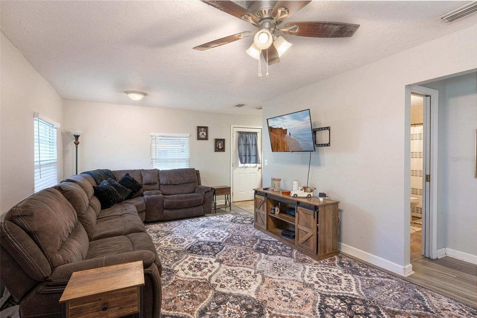 1014 27TH AVE W