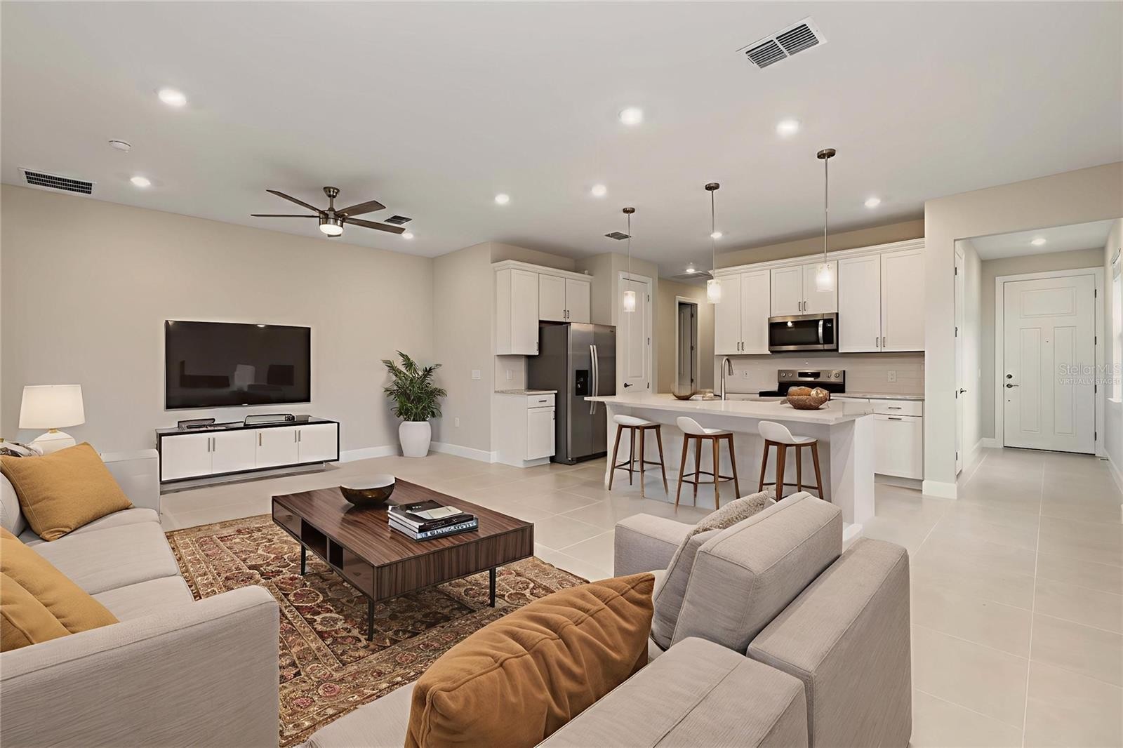 5811 SILVERSIDE PINE CT