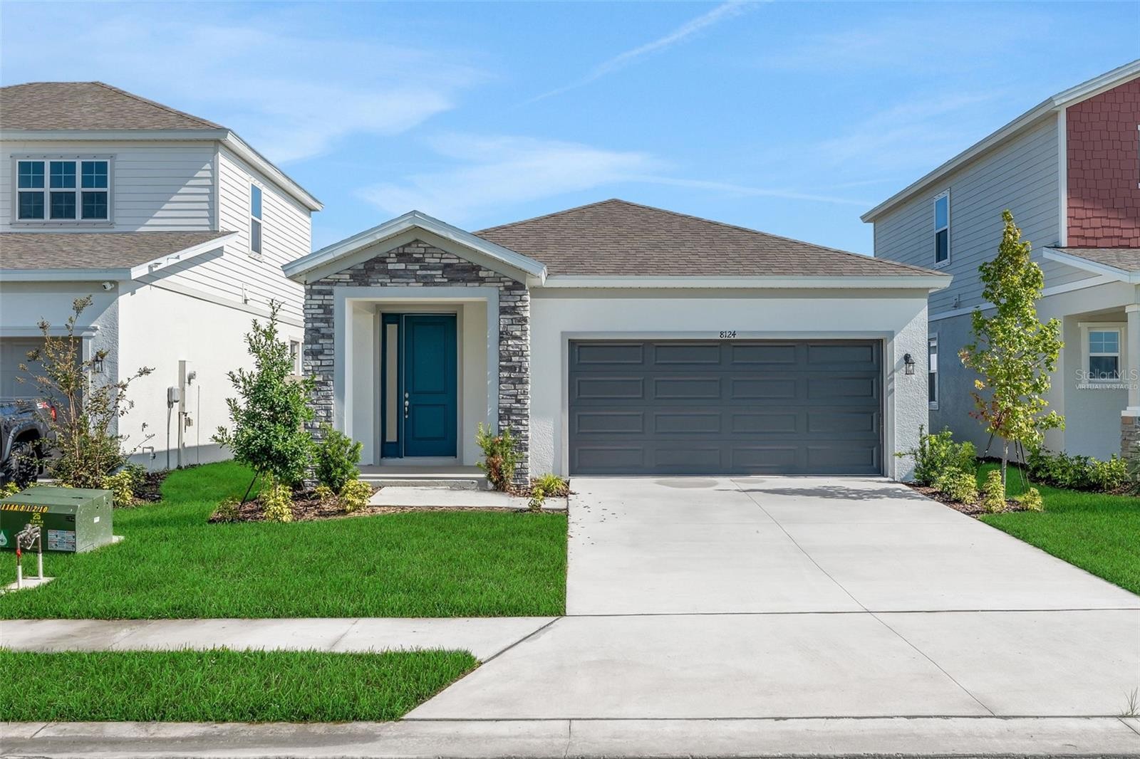 8124 SUNNY POINT TRL